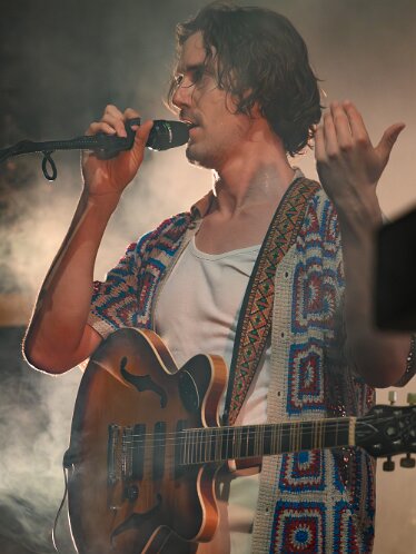 Cari Cari am Acoustic Lakeside 2026