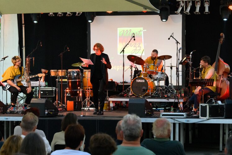 Adele Neuhauser & Edi Nulz