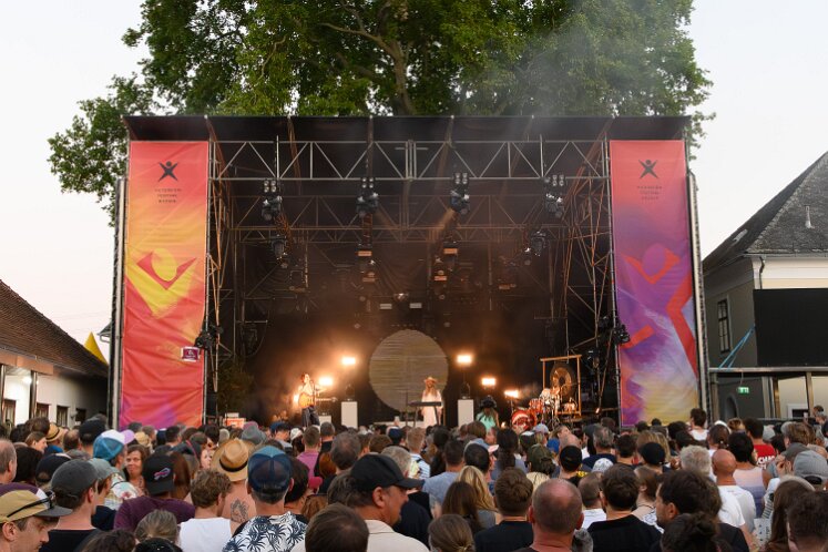 Cari Cari am picture on Festival 2026 Bildein